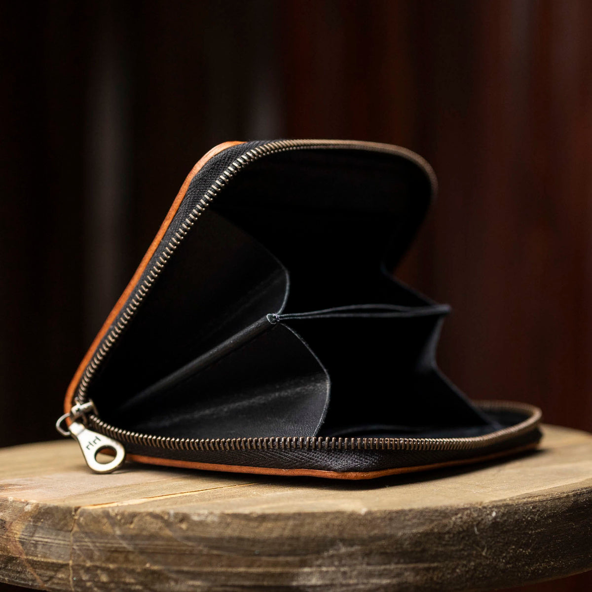 Ashland Leather Co. | Small Zip Wallet