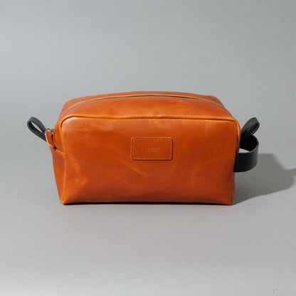 One-Off Classic Dopp Kit