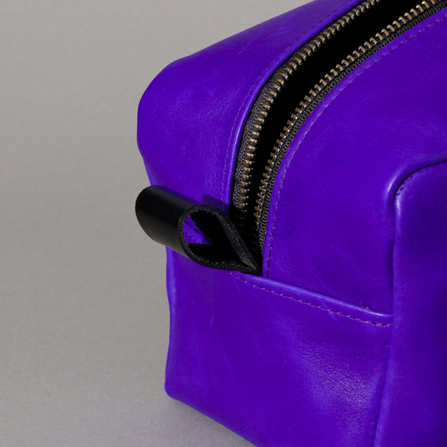 One-Off Classic Dopp Kit