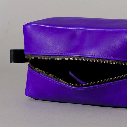 One-Off Classic Dopp Kit