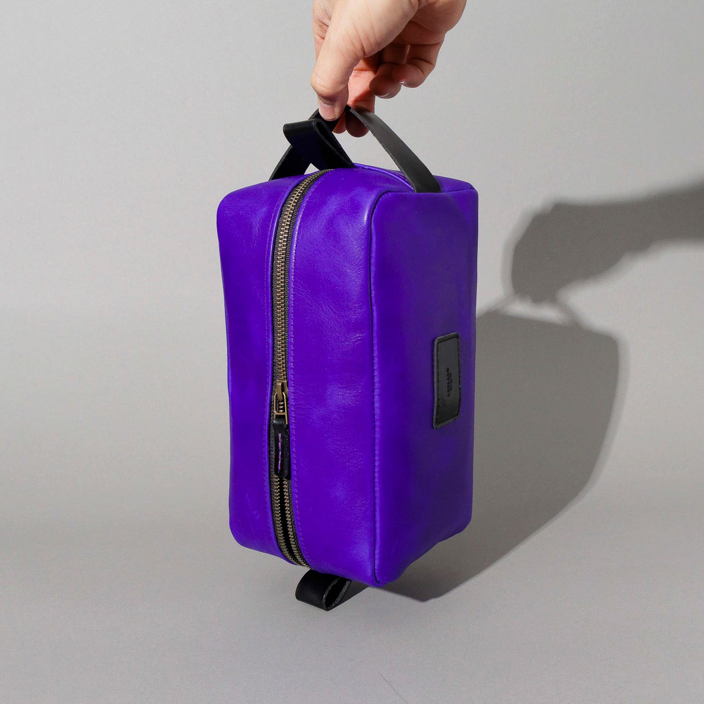One-Off Classic Dopp Kit