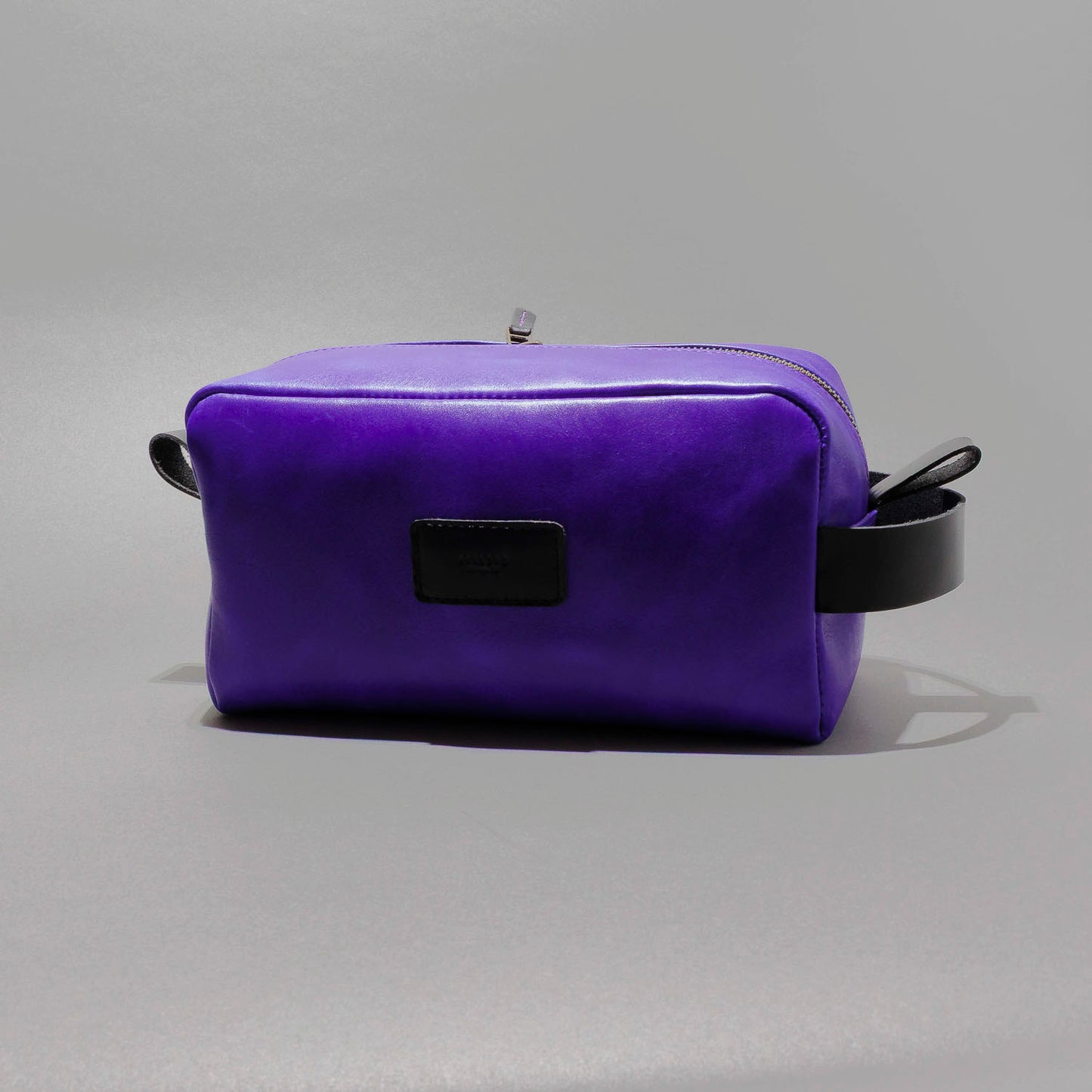 One-Off Classic Dopp Kit