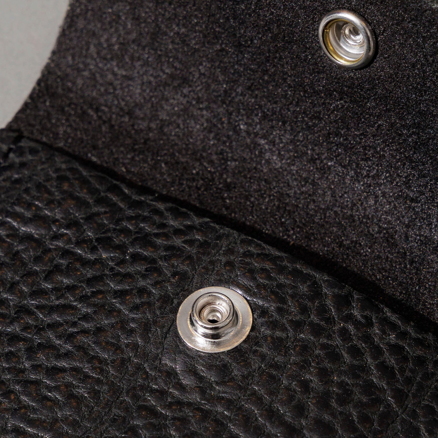 Vic Snap Wallet (Charcoal American Bison) | Horween® Leather