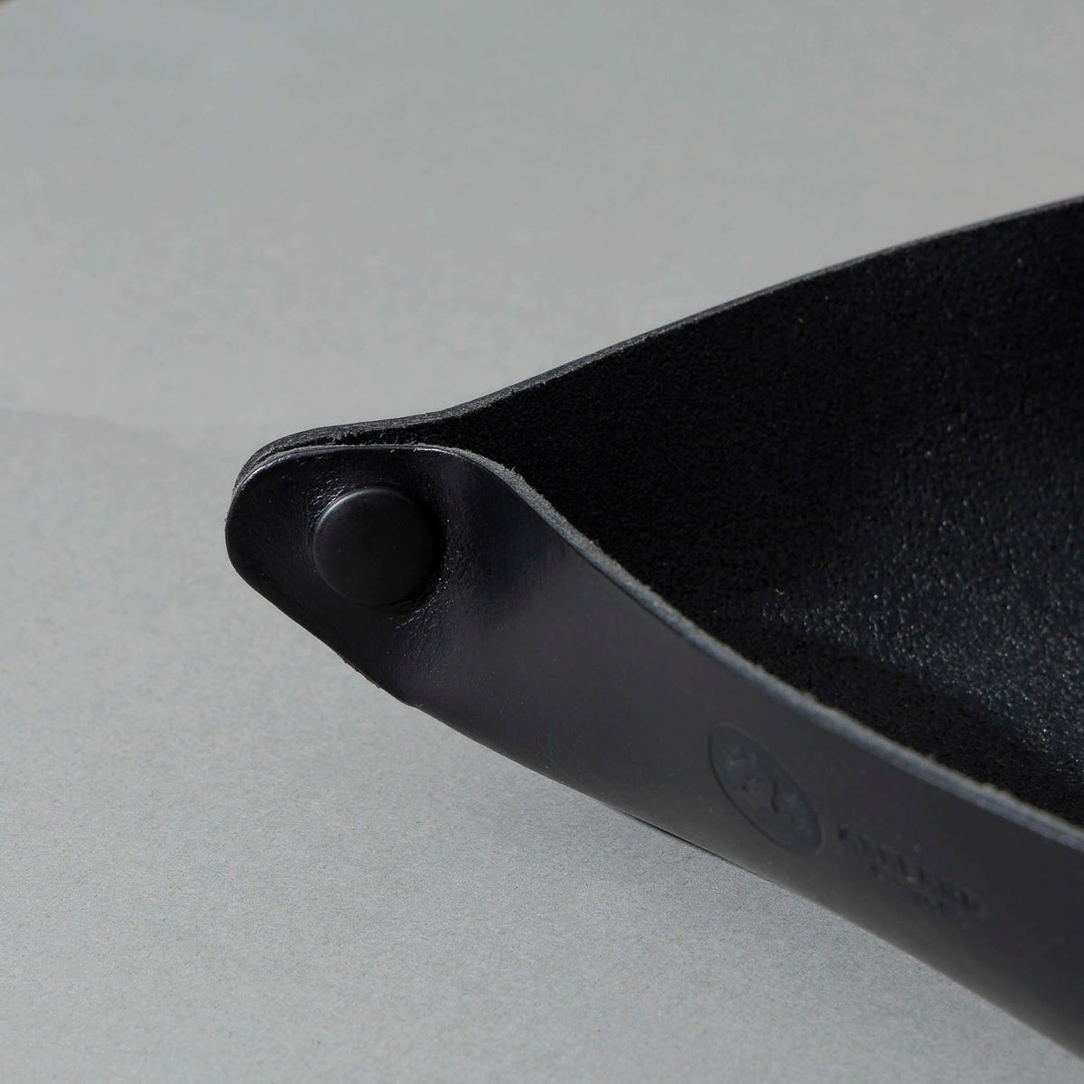 XL Valet Tray in Blacked Out Black Chromexcel®, close-up detail, shot 3