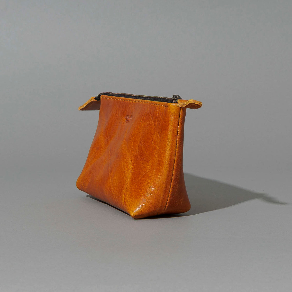 One-Off Prototype Pouch in Acorn Aspen Horsehide, side profile view