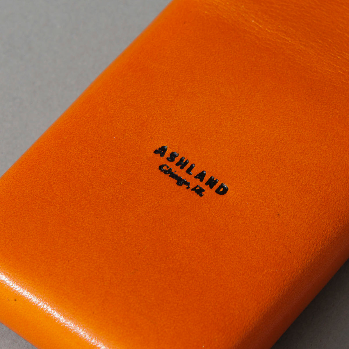 Leather Playing Card Case in Orange Latigo, close-up detail