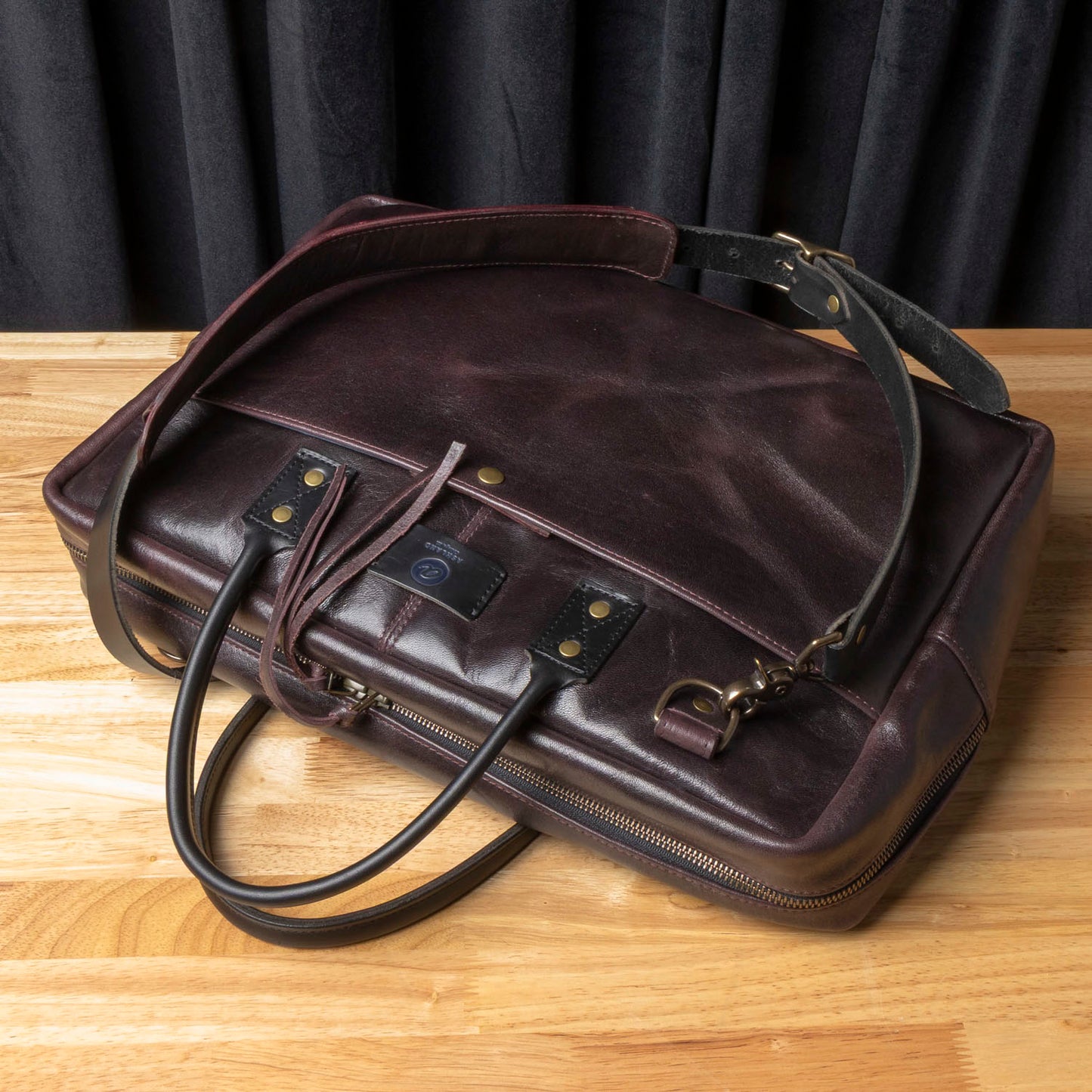 SAMPLE 16" Padded Laptop Briefcase