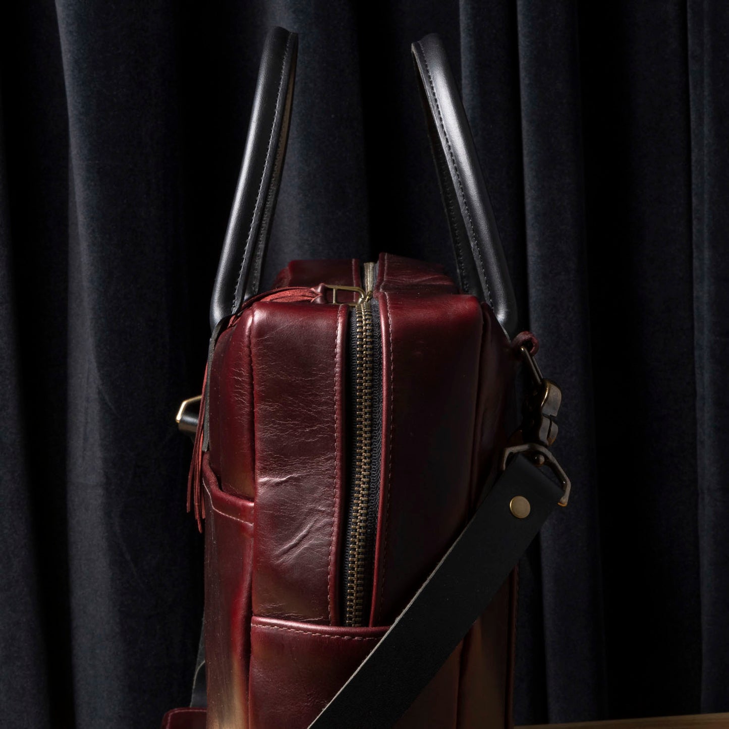 SAMPLE 16" UNLINED Laptop Briefcase