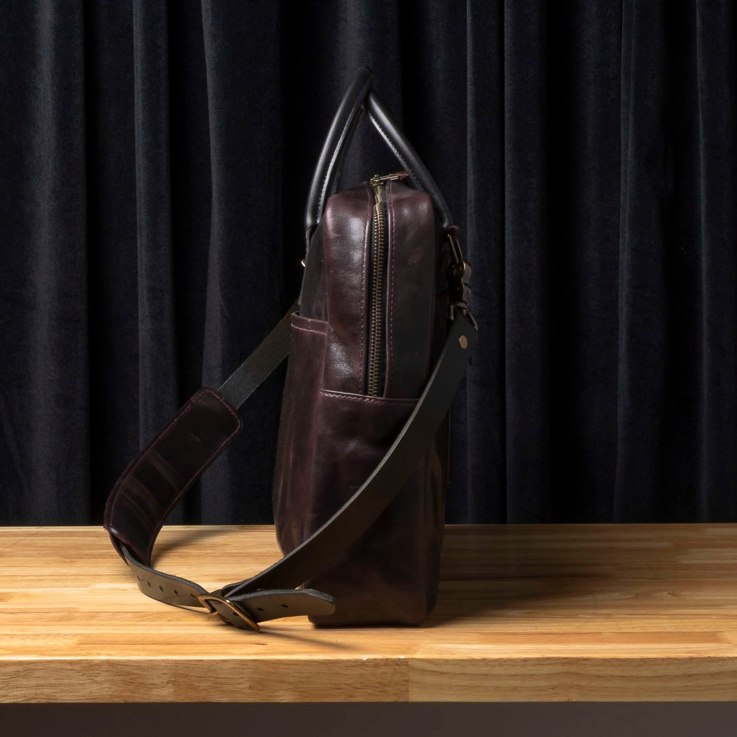 SAMPLE 16" Padded Laptop Briefcase