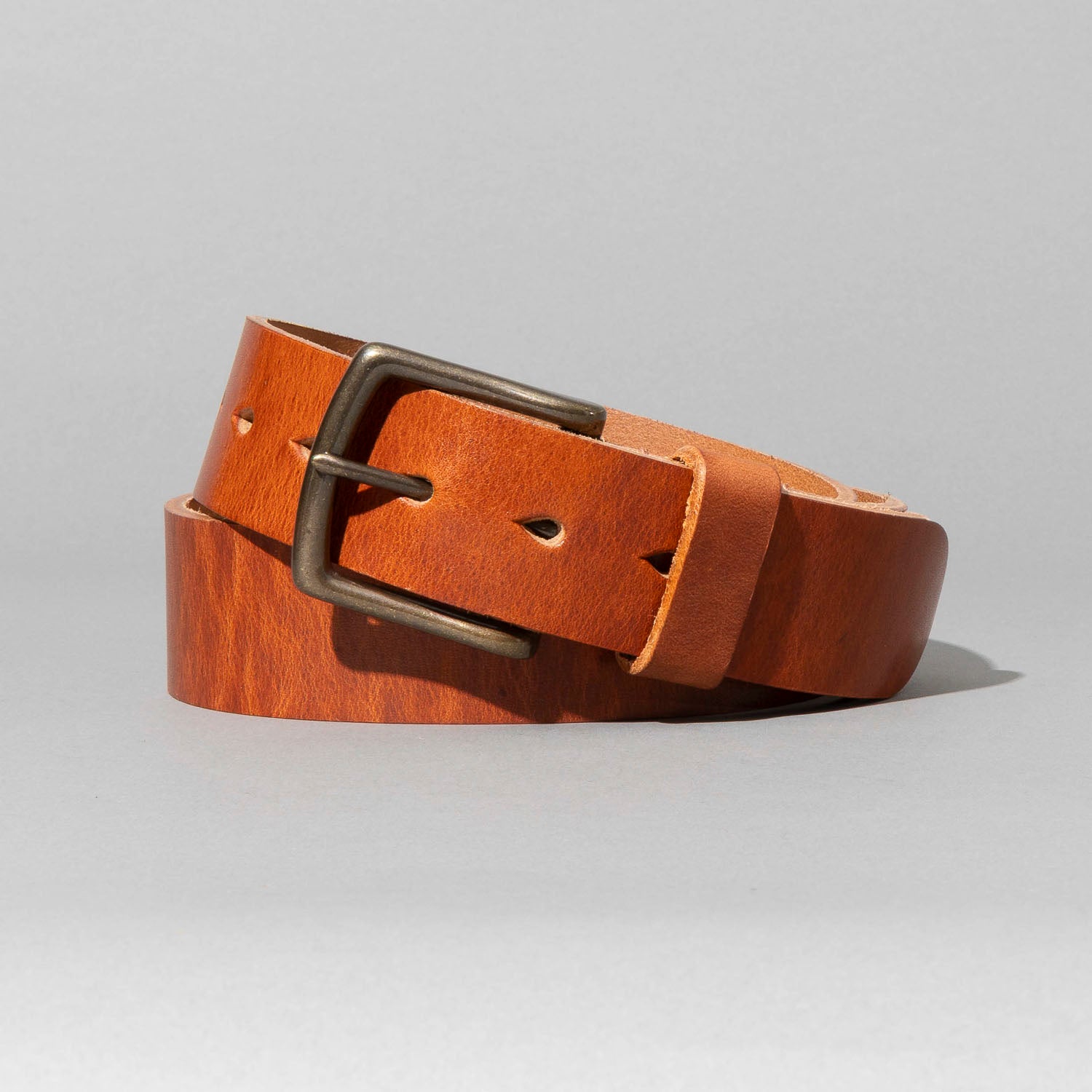 Leather  unisex belt  The Classic Belt | Leather Belt | Gustin main image 4