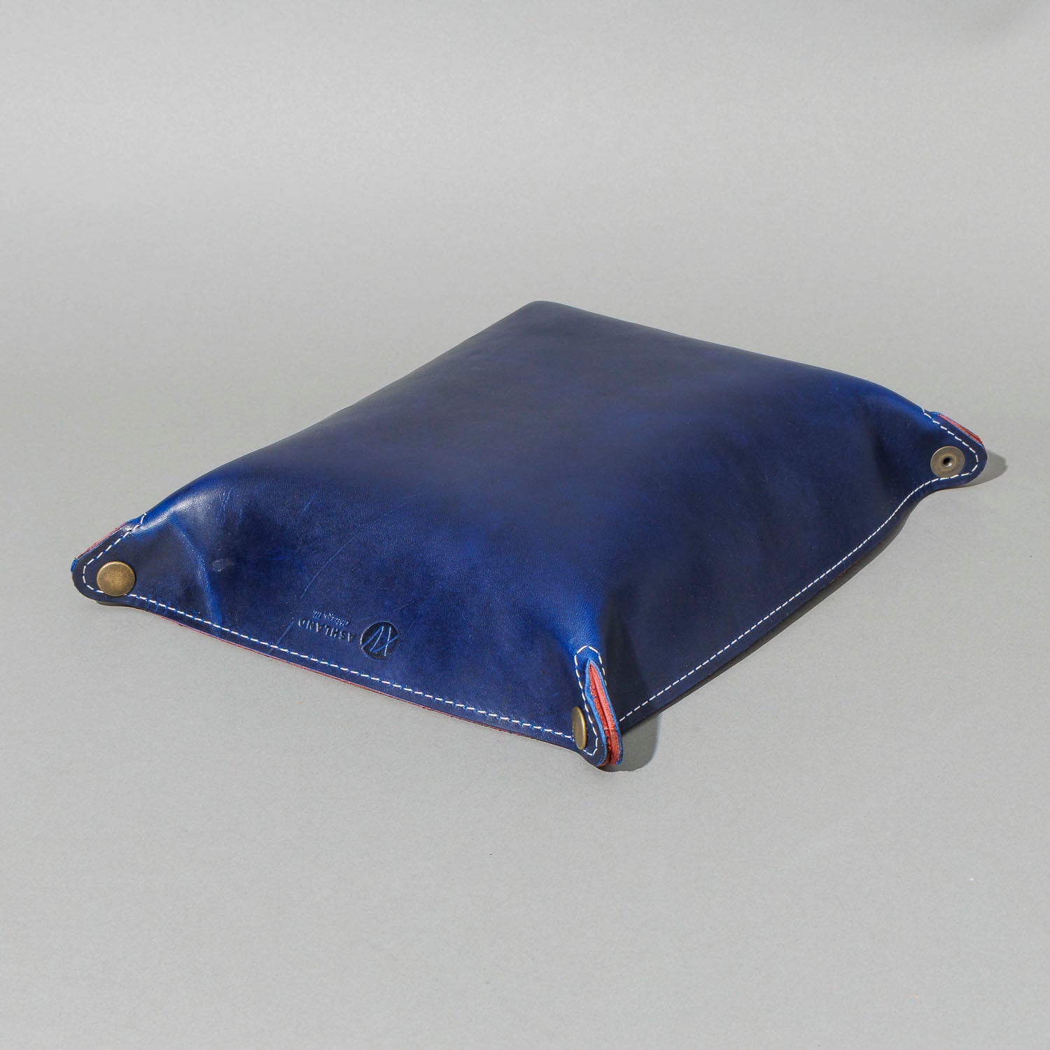 One-Off 2Tone XL Valet Tray
