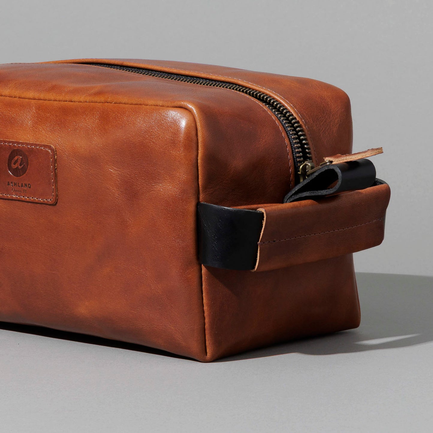 PREORDER The Classic Dopp Kit