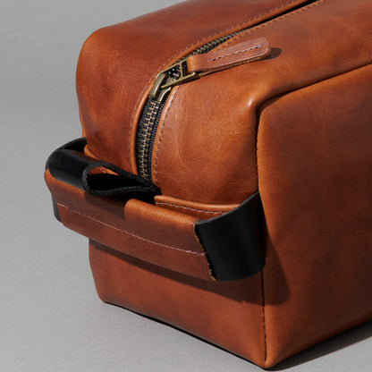 PREORDER The Classic Dopp Kit
