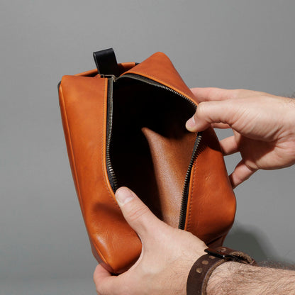 PREORDER The Classic Dopp Kit