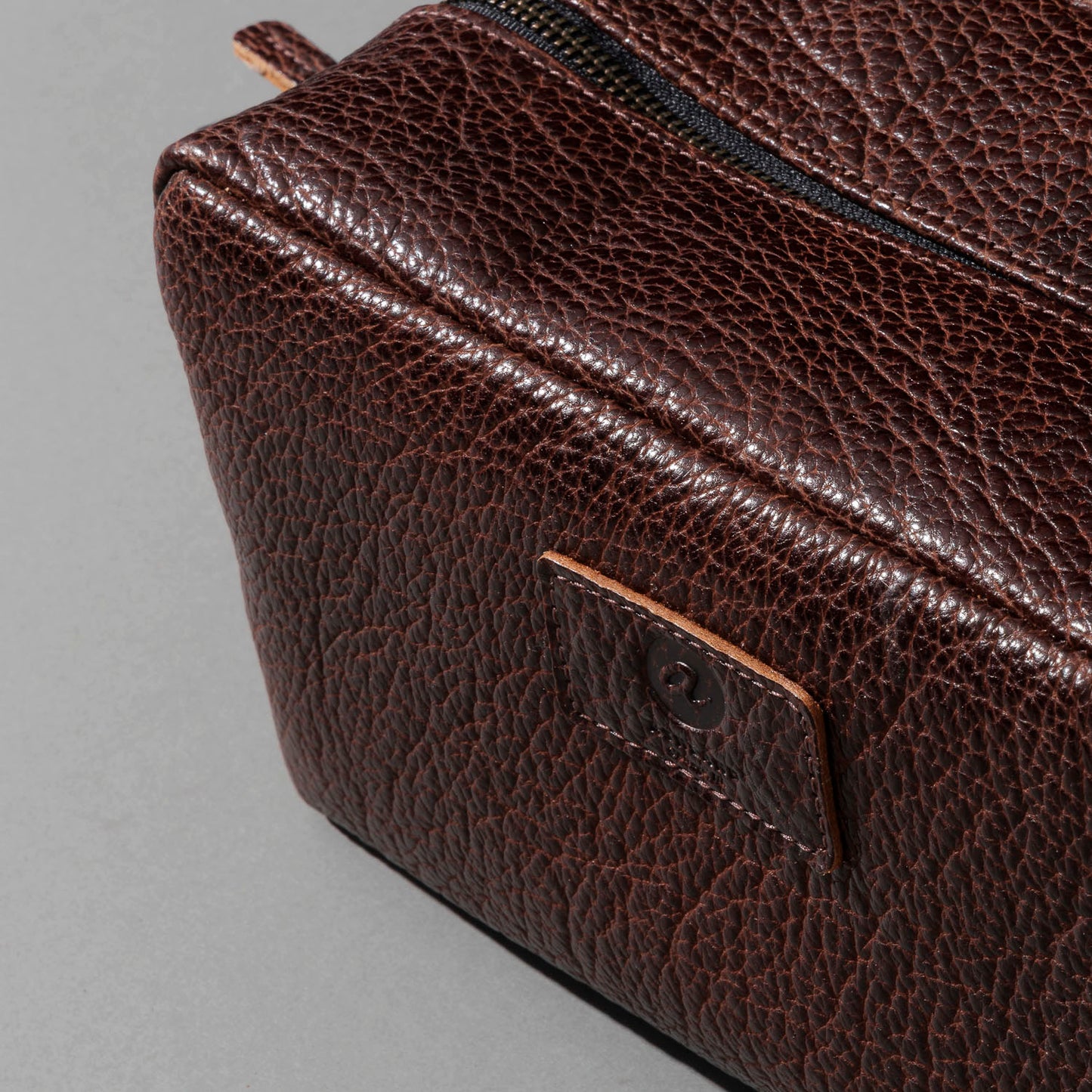 PREORDER The Classic Dopp Kit