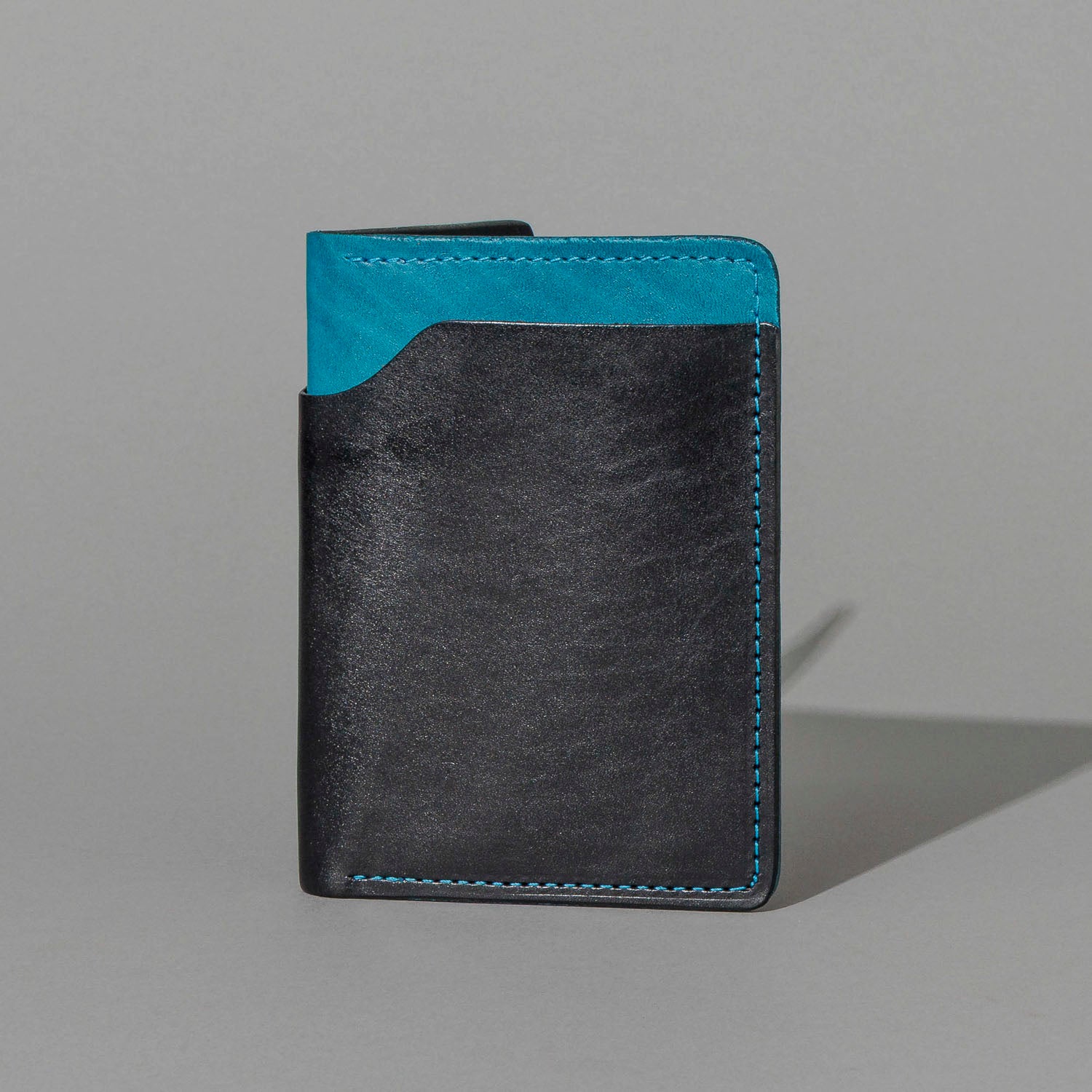 Ashland Leather B-Grade Passport Wallet