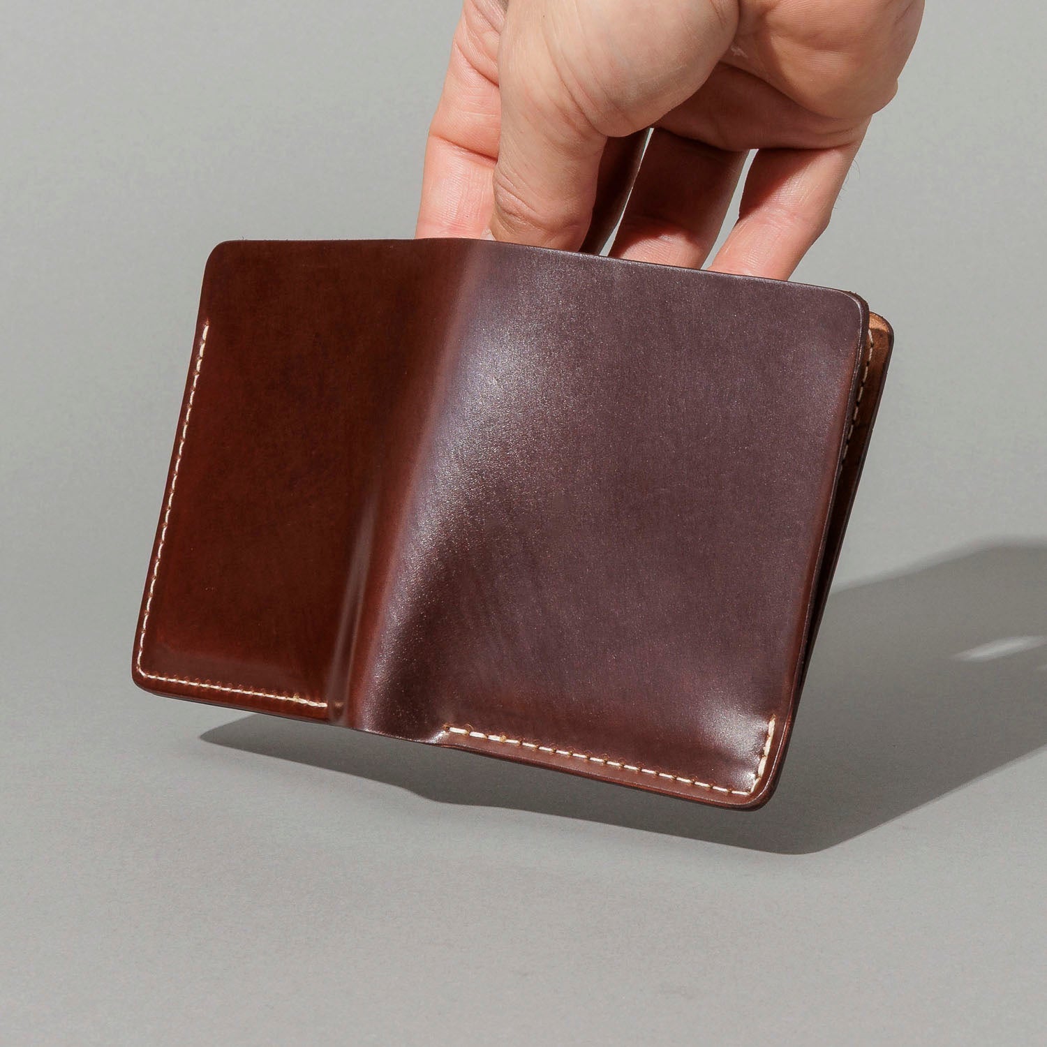 Vertical Tony Minimalist Leather Wallet | USA Made – Ashland Leather