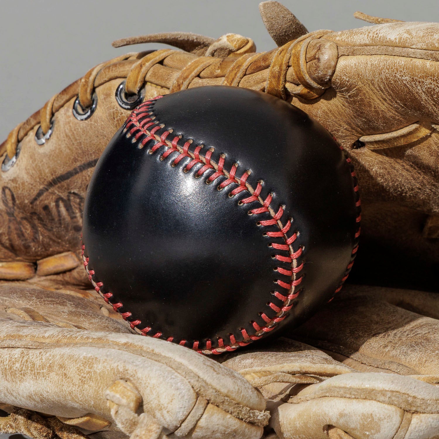 Shell Cordovan Baseball – Ashland Leather