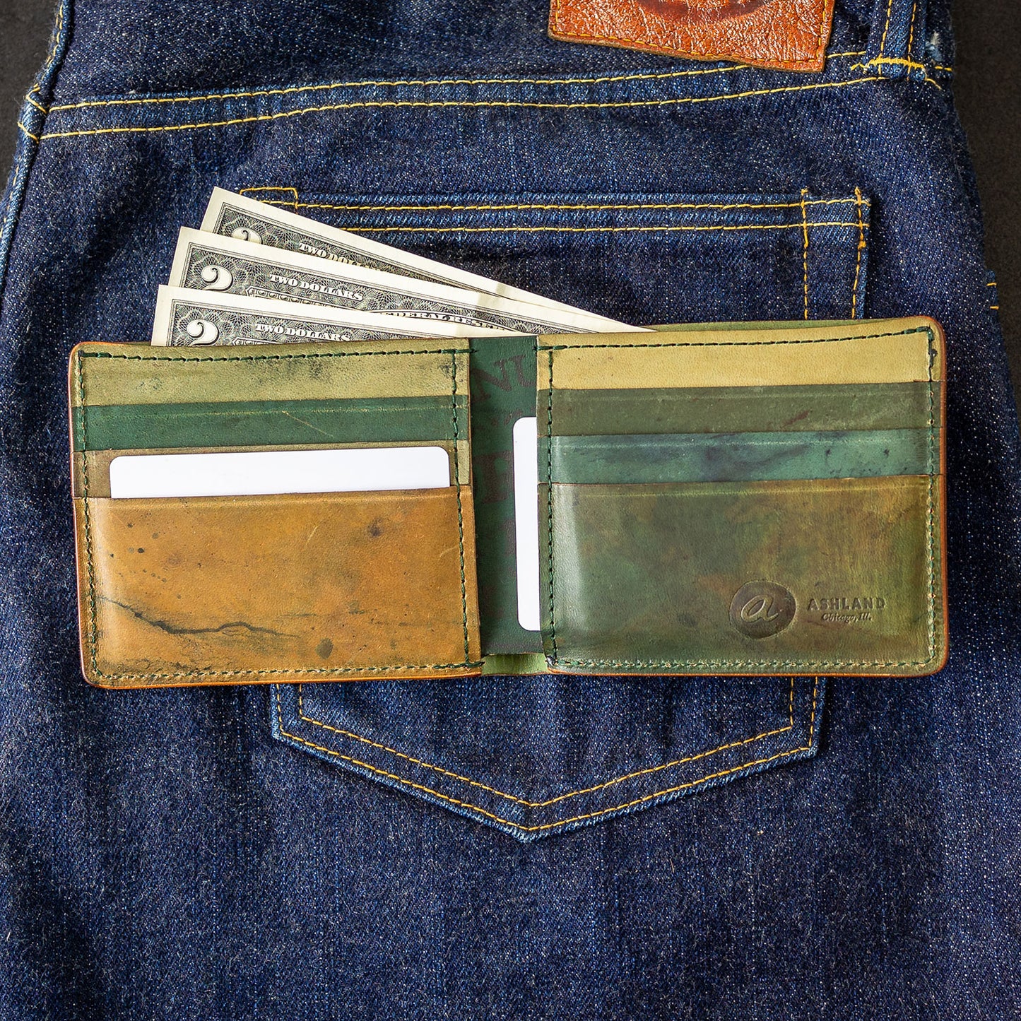 men's bifold wallet